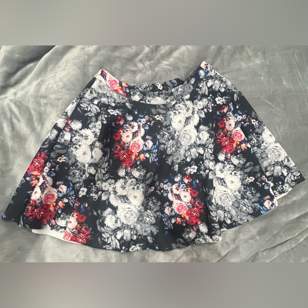 Women’s Abercrombie & Fitch Skater Skirt
